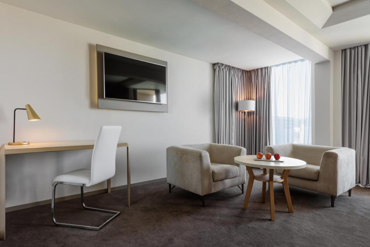 Moevenpick Hotel & Casino Malabata Tanger Ngoại thất bức ảnh Suite
